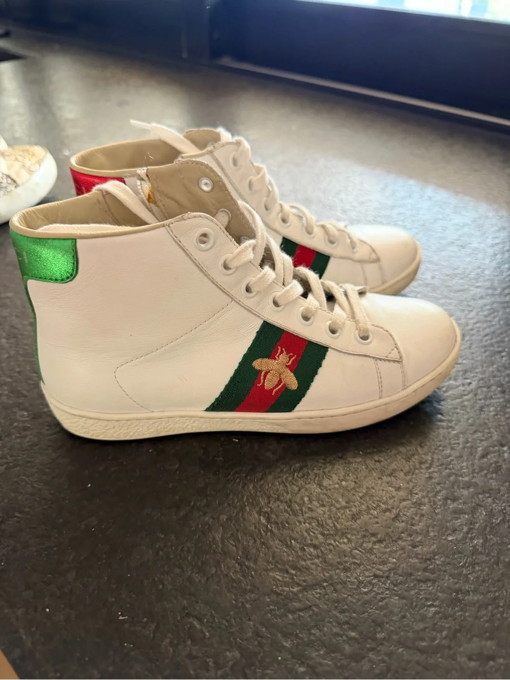 Gucci classic white